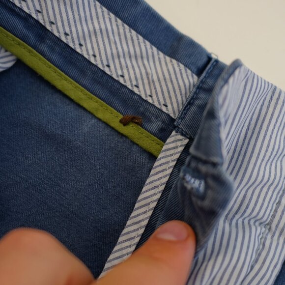 DAMAGED Orvis Blue Chino Shorts Pima Cotton 42 / 8.5 High Rise‎ - Picture 9 of 9